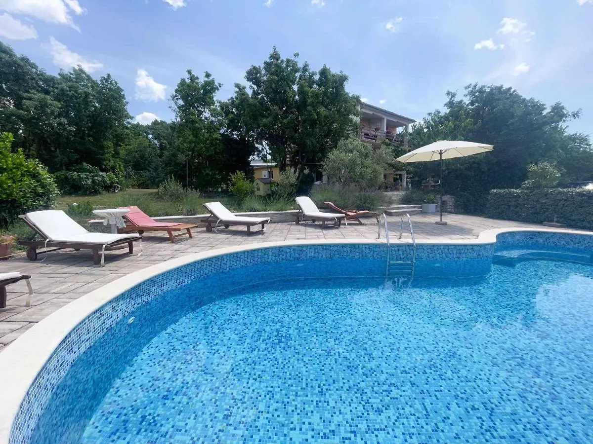 Apartments In Jadranovo 42066